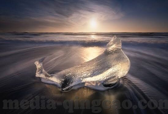 中文字幕乱码亚洲∧v日本-探索文化交融的独特视角，中文字幕下的亚洲影视艺术
